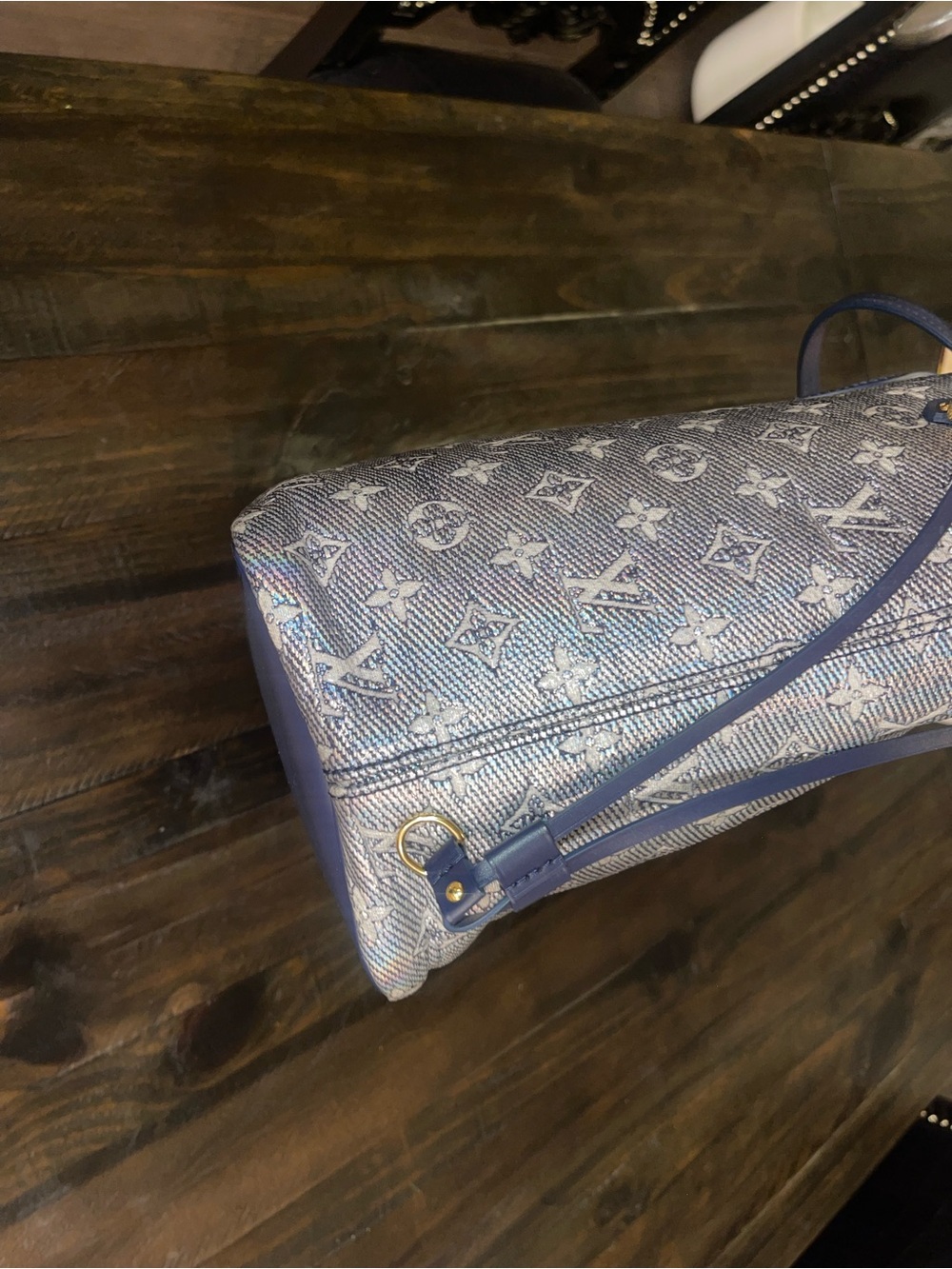 Louis Vuitton Limited Edition Monoglam Neverfull tote and pouch. - Picture 8 of 16